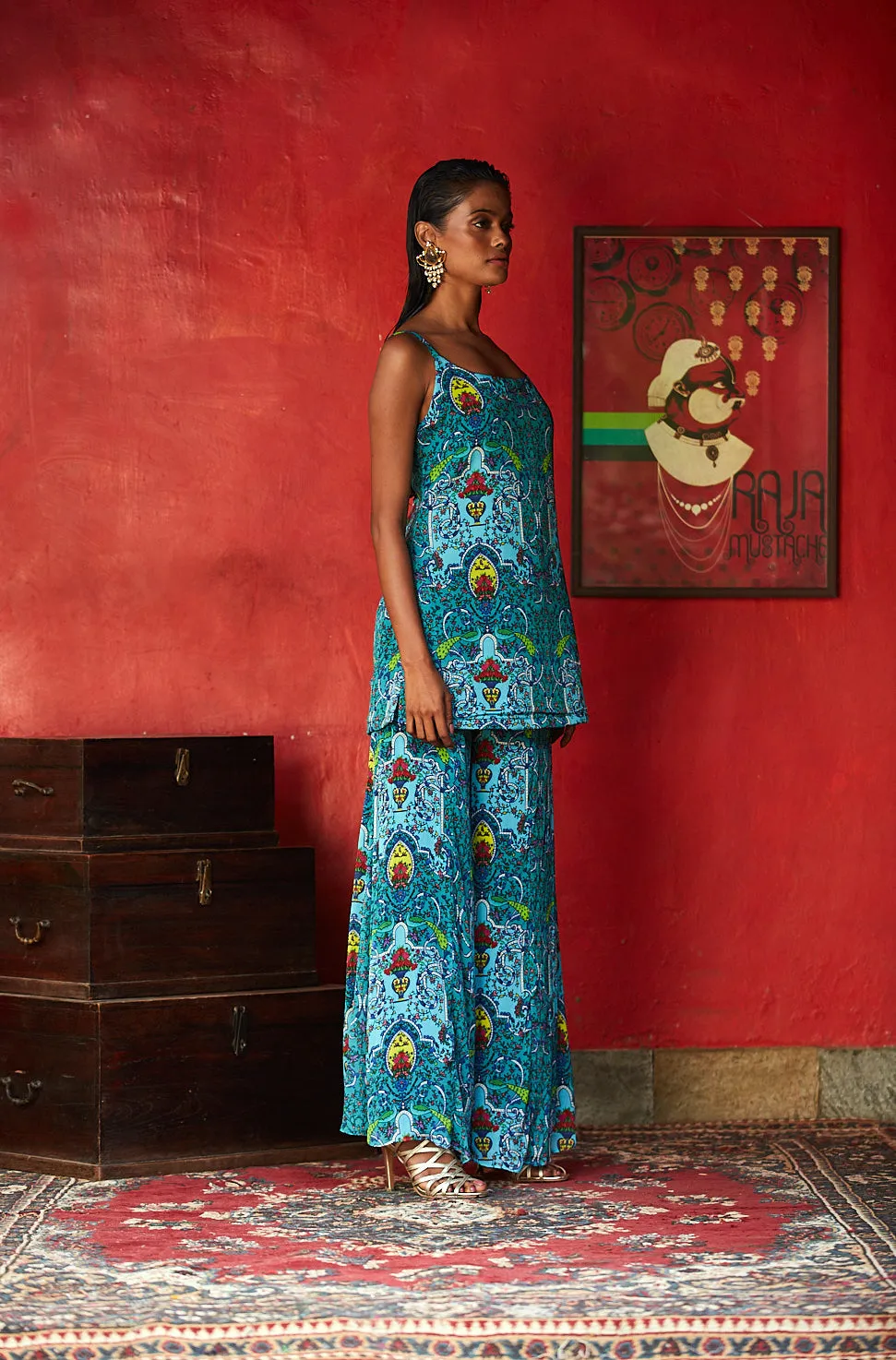 TUNIC & FLARED PANTS
